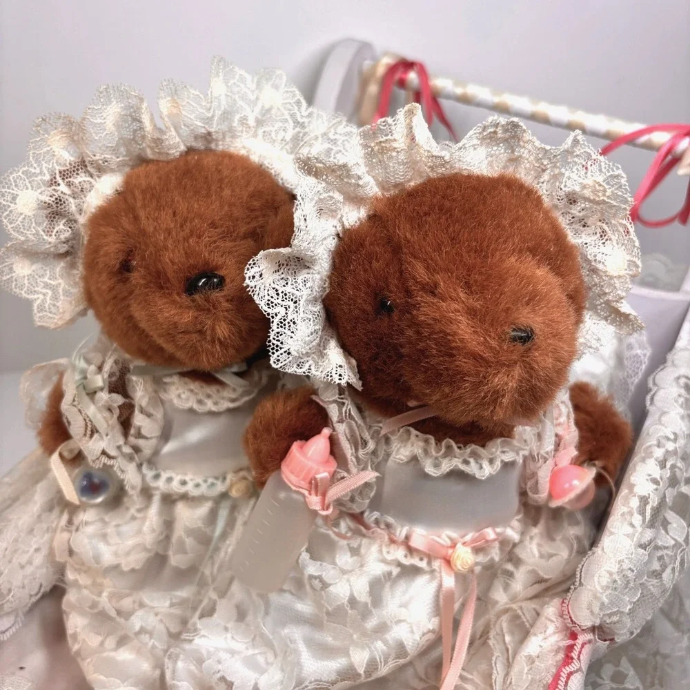 Danbury Mint Mama Bear And Her Twins 16